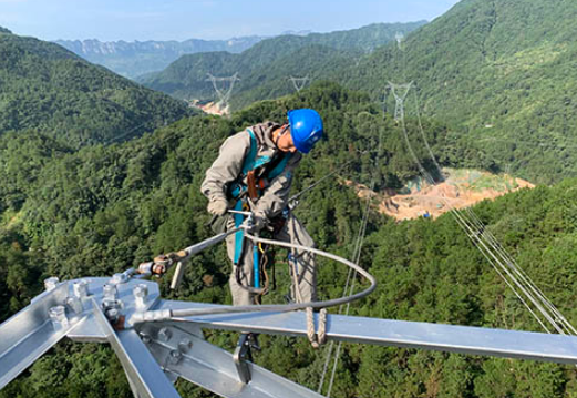 電力高空作業